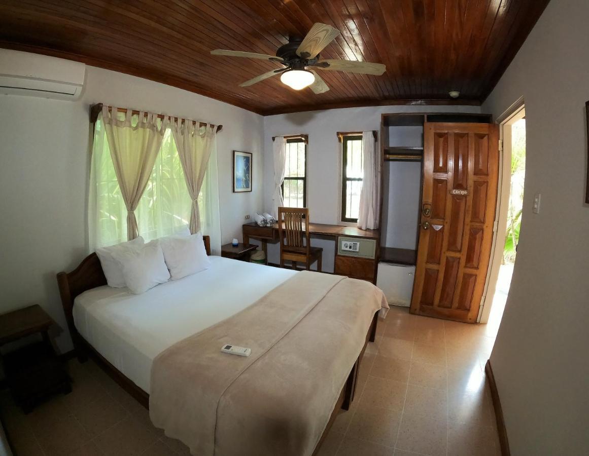 Casa Cecilia Beach Front Playa Santa Teresa  Eksteriør bilde